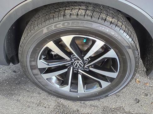 Used 2023 Volkswagen Tiguan S FWD image 33