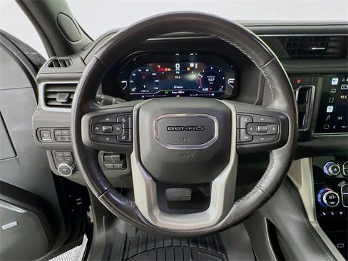 Used 2022 GMC Yukon Denali w/ Max Trailering Package image 12