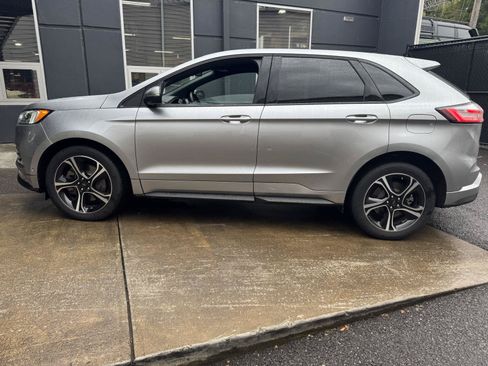 Used 2022 Ford Edge ST w/ Equipment Group 401A AWD/4WD image 5