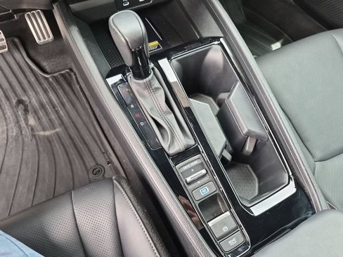 Used 2025 Honda Accord Sport image 27