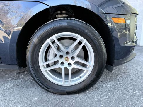 Used 2019 Porsche Macan image 48