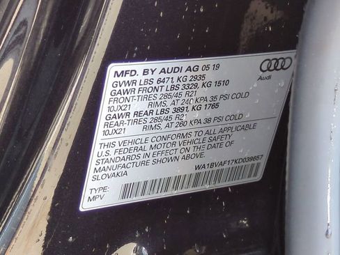 Used 2019 Audi Q8 Premium Plus w/ Premium Plus image 43