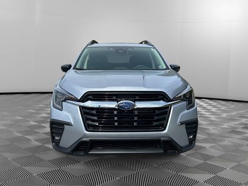 New 2025 Subaru Ascent Limited image 2