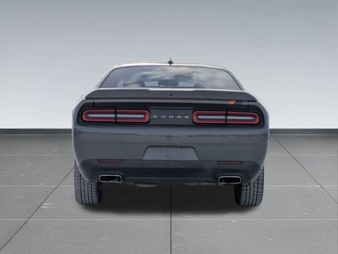 Used 2017 Dodge Challenger GT w/ Driver Convenience Group image 5