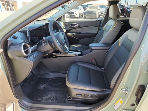 New 2026 Chevrolet Trax ACTIV w/ Sunroof Package image 11