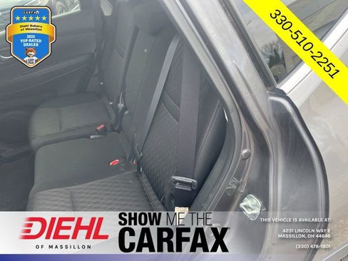 Used 2017 Nissan Rogue SV w/ Midnight Edition Package image 15