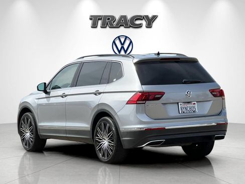 Used 2021 Volkswagen Tiguan SE FWD image 6