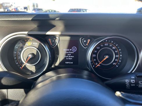 Used 2020 Jeep Wrangler Unlimited Sport S image 23