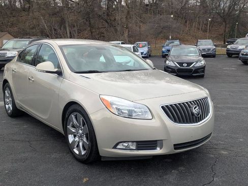 Used 2012 Buick Regal Premium image 3