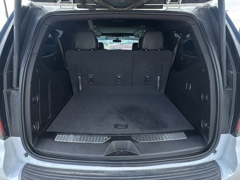 Used 2021 Chevrolet Suburban Z71 image 25