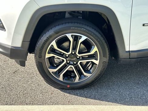 Used 2022 Jeep Compass Limited AWD/4WD image 10