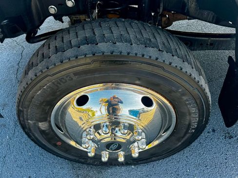 Used 2023 Ford F450 XL w/ Snow Plow Prep Package image 19