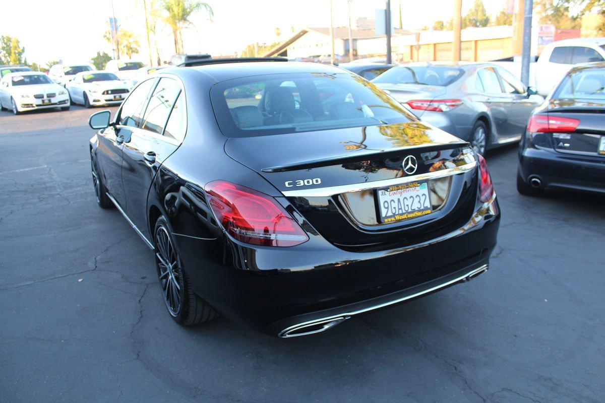 Used 2019 Mercedes-Benz C 300 Sedan image 5