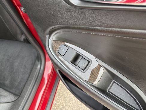 Used 2019 Chevrolet Malibu Premier w/ Sun and Wheel Package FWD image 15