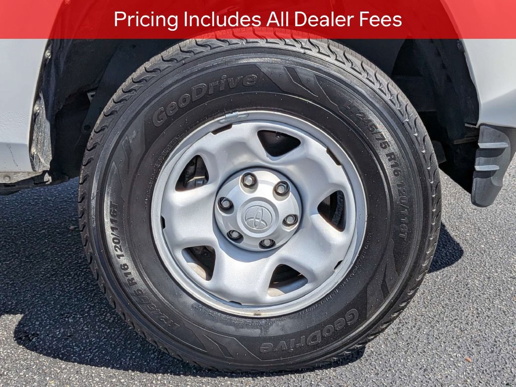 Used 2022 Toyota Tacoma SR w/ SR Convenience Package RWD image 12