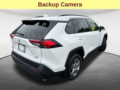 Used 2025 Toyota RAV4 LE AWD/4WD image 10