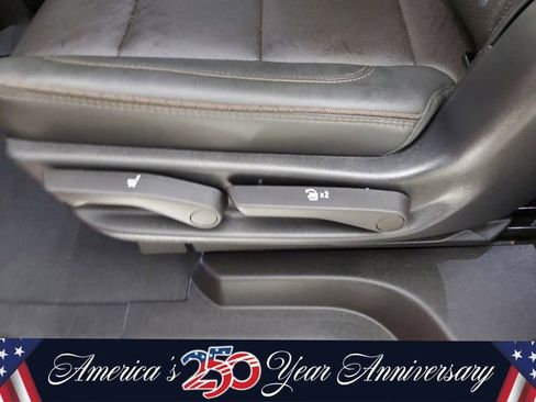 Used 2022 Chevrolet Tahoe High Country AWD/4WD image 14