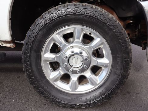 Used 2011 Ford F250 XLT w/ XLT Premium Pkg image 44