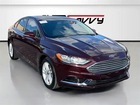 Used 2018 Ford Fusion SE w/ Fusion SE Technology Package image 1