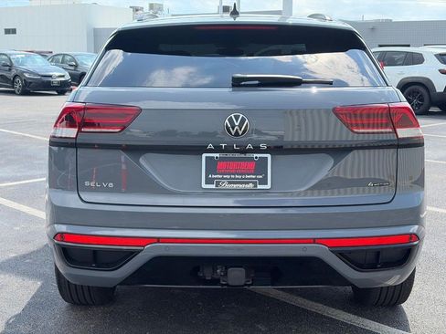 Used 2023 Volkswagen Atlas Cross Sport SEL R-Line AWD/4WD image 6