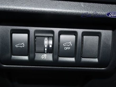 Used 2022 Subaru Outback Touring image 22