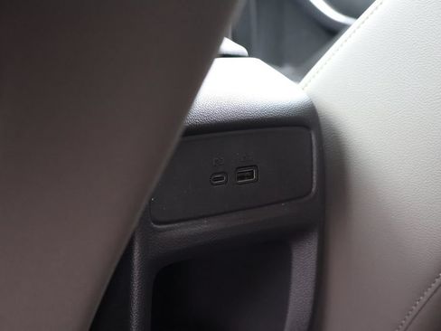 Used 2025 Chevrolet Trax ACTIV w/ Sunroof Package FWD image 34