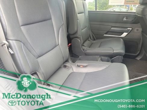 Used 2024 Toyota Sequoia Platinum AWD/4WD image 35