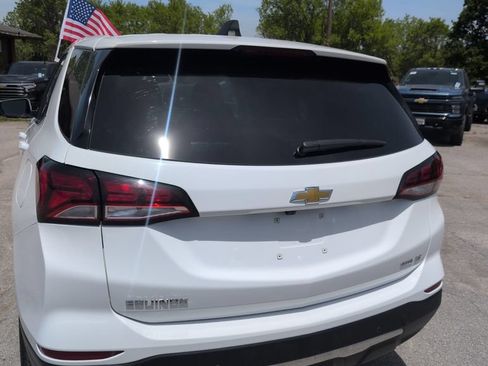Used 2024 Chevrolet Equinox LT AWD/4WD image 17