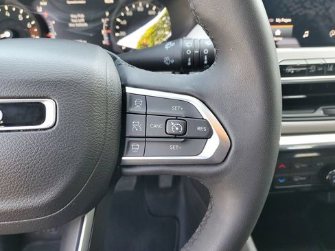 Used 2023 Jeep Compass Limited AWD/4WD image 26