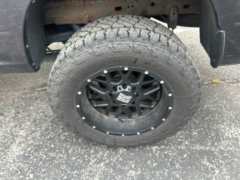 Used 2017 RAM 2500 SLT AWD/4WD image 36