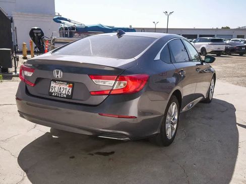 Used 2019 Honda Accord LX image 9
