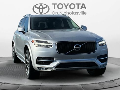 Used 2018 Volvo XC90 T5 Momentum w/ Convenience Package image 8