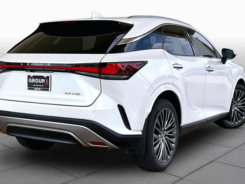 Used 2024 Lexus RX 350 FWD w/ Convenience Package image 11