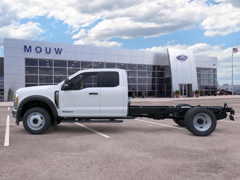 New 2026 Ford F550 4x4 SuperCab Super Duty image 3