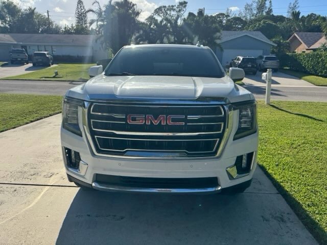 Used 2021 GMC Yukon SLT RWD image 3