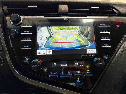 Used 2020 Toyota Camry XSE w/ Navigation Package FWD image 39