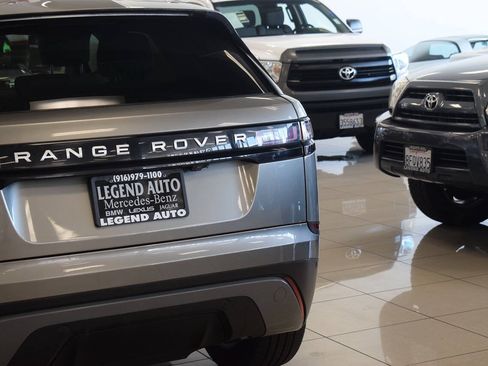 Used 2018 Land Rover Range Rover Velar S AWD/4WD image 33