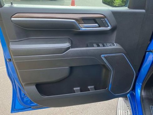 Used 2024 Chevrolet Silverado 1500 RST w/ Z71 Off-Road Package image 12