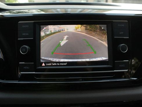 Used 2022 Volkswagen Taos S image 34