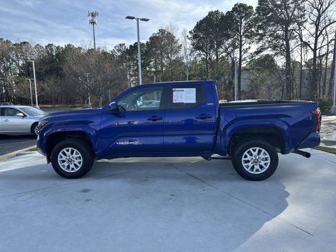 Certified 2024 Toyota Tacoma SR5 image 7