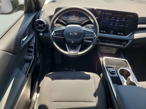 New 2026 Chevrolet Equinox LT w/ Midnight Edition FWD image 13