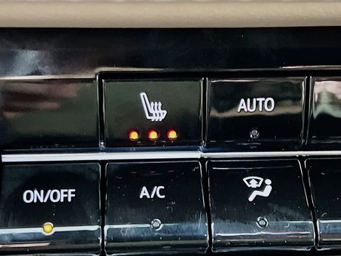 New 2026 Chevrolet Equinox ACTIV w/ Safety and Technology Package image 19