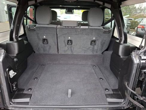 Used 2025 Jeep Wrangler Unlimited Sahara w/ Safety Group image 30