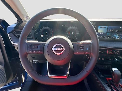 New 2025 Nissan Kicks SR image 11