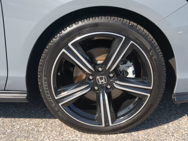 Certified 2023 Honda Accord Sport image 10