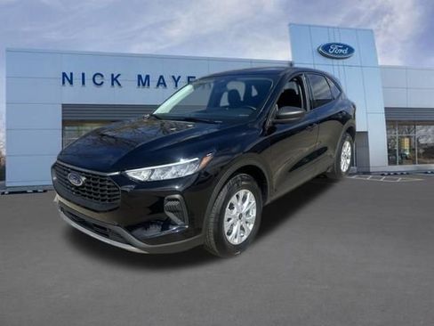 New 2025 Ford Escape Active w/ Active Premium Tech Pack image 3