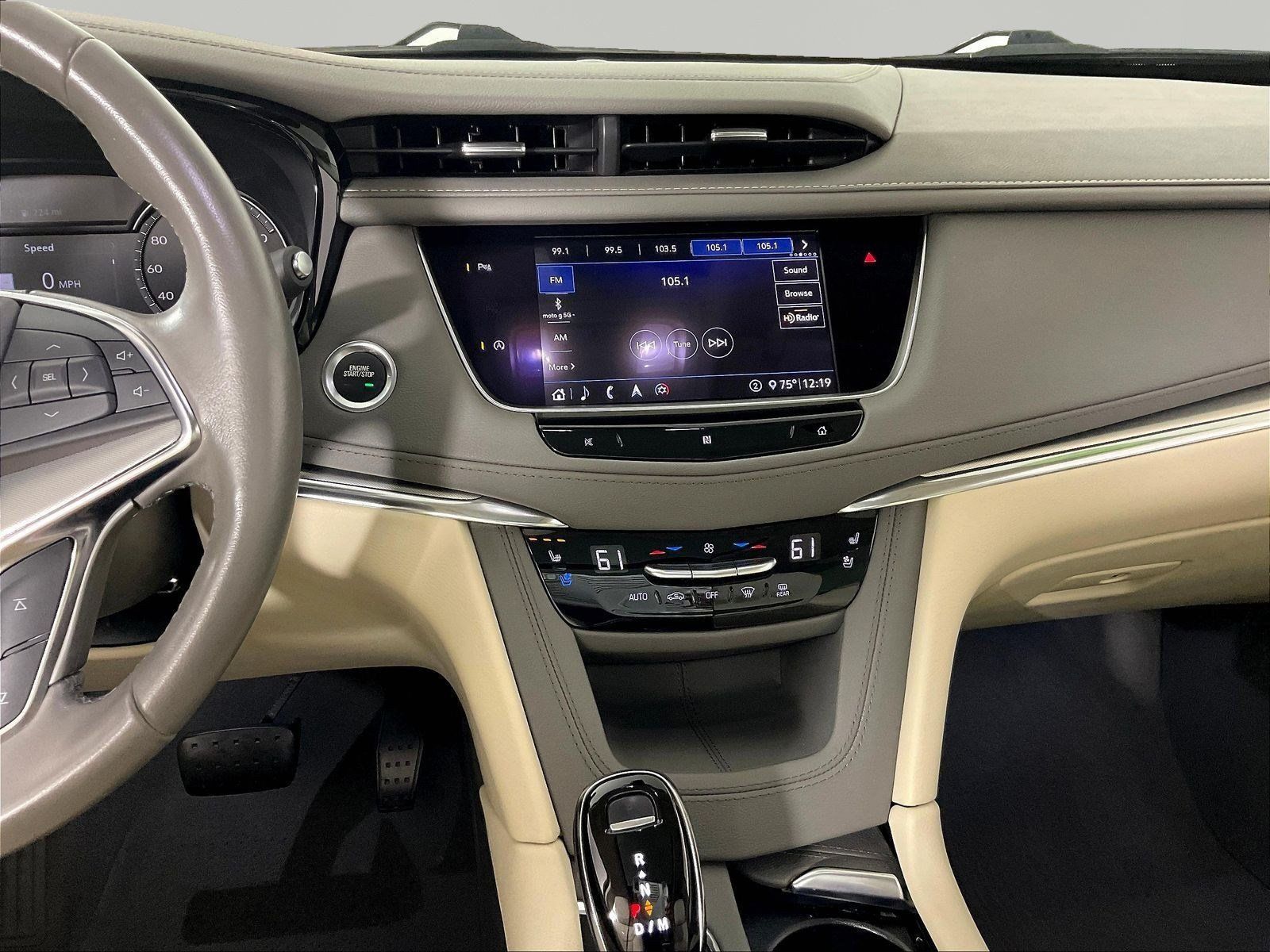 Used 2020 Cadillac XT5 Premium Luxury AWD/4WD image 9