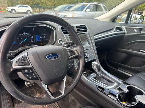 Used 2014 Ford Fusion Energi Titanium w/ Driver Assist Package image 6