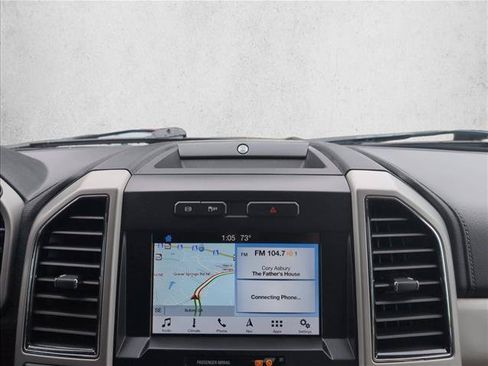 Used 2019 Ford F250 Lariat w/ Lariat Value Package AWD/4WD image 11