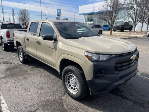 Used 2023 Chevrolet Colorado W/T image 12